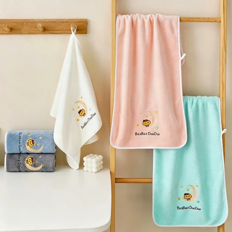 Unica Coral Fleece Towel
