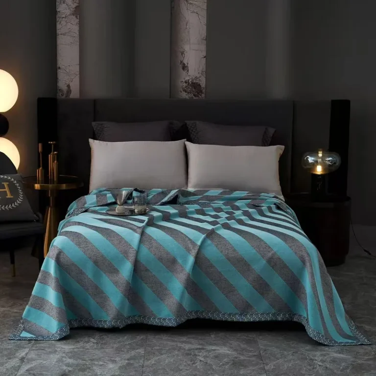 Throw / Towel Blanket – Wide diagonal stripes (pink-grey / teal-grey…